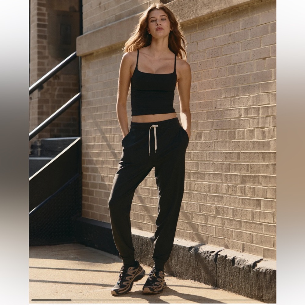 Vuori Joggers - Black Heather